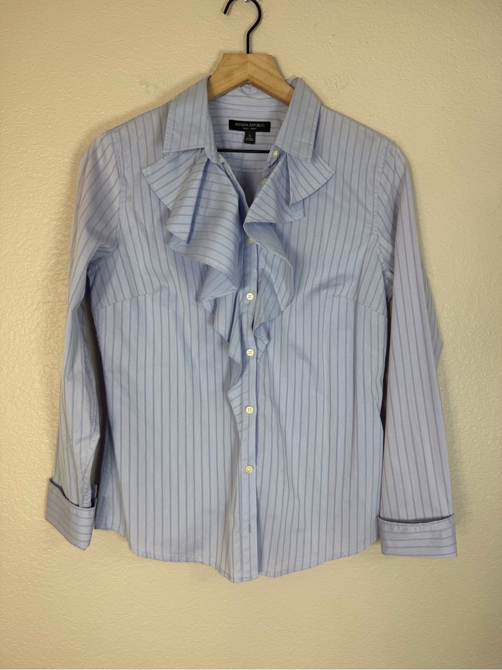 Banana Republic Blue Striped Dillon Ruffle Button Down Shirt Riley Fit size 8